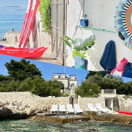 Luxury Seaside With A Classic Mediterranean Olive Garden, A Fully Equipped Professional Kitchen, Pool, Sauna, Padle Boards And Canoe - Miolin House Villa