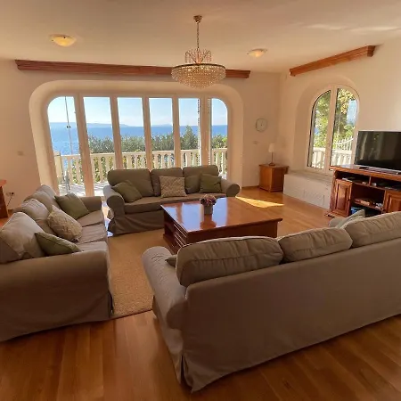 Luxury Seaside With A Classic Mediterranean Olive Garden, A Fully Equipped Professional Kitchen, Pool, Sauna, Padle Boards And Canoe - Miolin House *