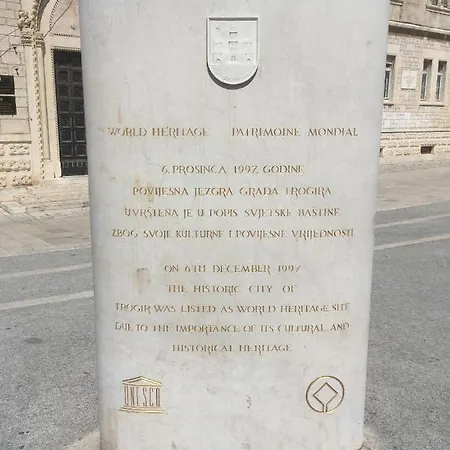 Luxury Seaside With A Classic Mediterranean Olive Garden, A Fully Equipped Professional Kitchen, Pool, Sauna, Padle Boards And Canoe - Miolin House Villa *