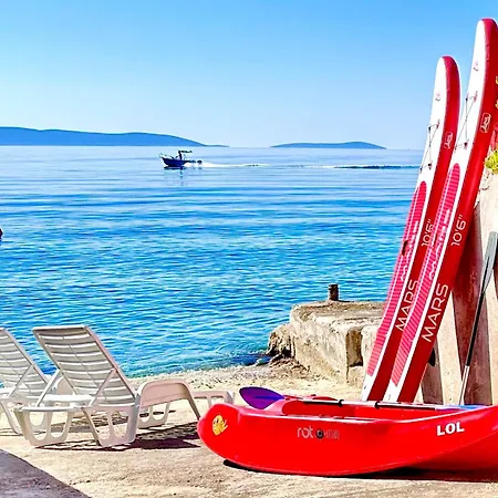 Luxury Seaside With A Classic Mediterranean Olive Garden, A Fully Equipped Professional Kitchen, Pool, Sauna, Padle Boards And Canoe - Miolin House