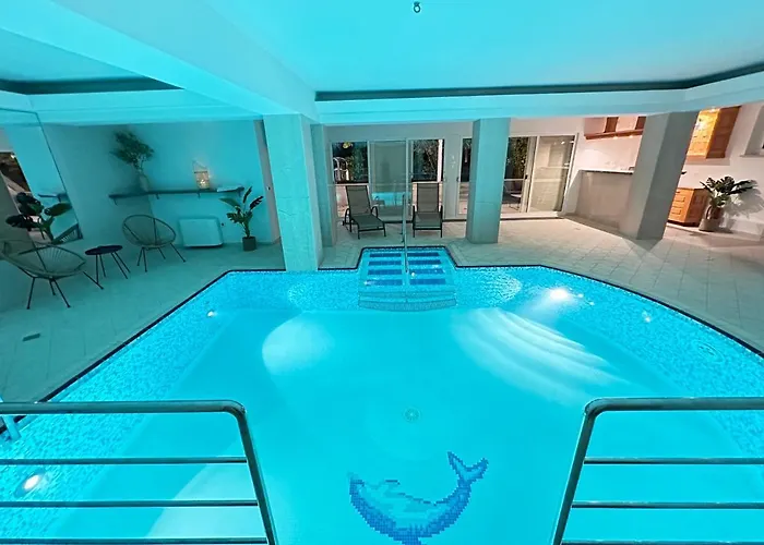 Luxury Seaside With A Classic Mediterranean Olive Garden, A Fully Equipped Professional Kitchen, Pool, Sauna, Padle Boards And Canoe - Miolin House Villa *