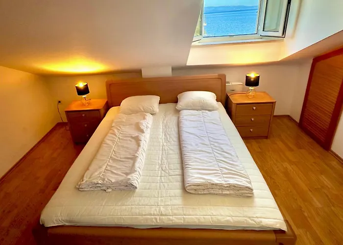 Luxury Seaside With A Classic Mediterranean Olive Garden, A Fully Equipped Professional Kitchen, Pool, Sauna, Padle Boards And Canoe - Miolin House