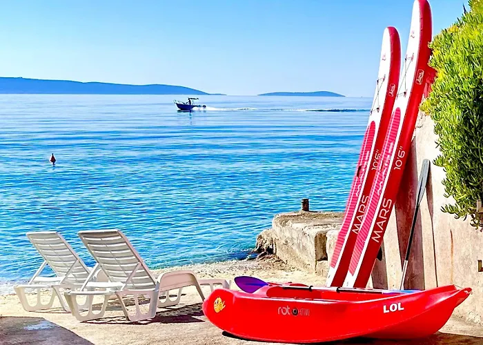 Luxury Seaside With A Classic Mediterranean Olive Garden, A Fully Equipped Professional Kitchen, Pool, Sauna, Padle Boards And Canoe - Miolin House