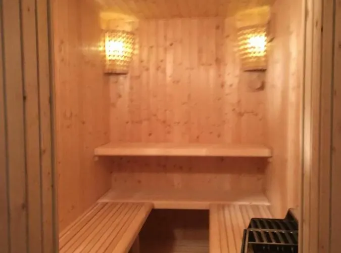 Luxury Seaside With A Classic Mediterranean Olive Garden, A Fully Equipped Professional Kitchen, Pool, Sauna, Padle Boards And Canoe - Miolin House