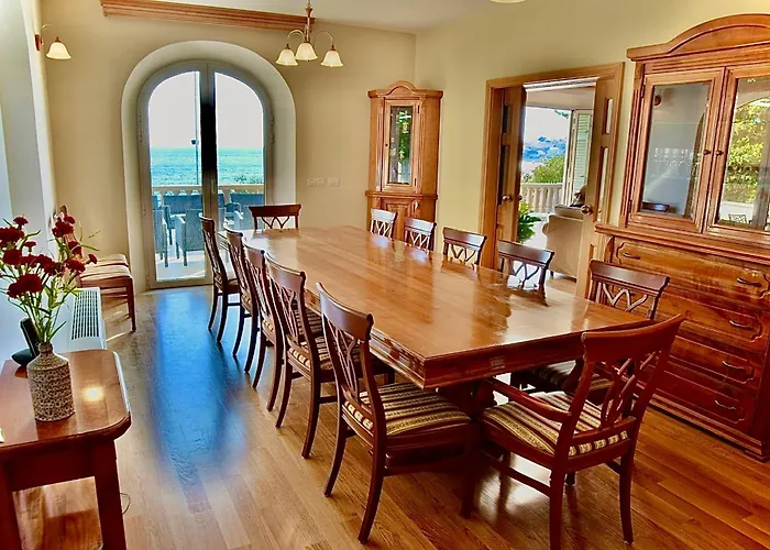 Willa Luxury Seaside With A Classic Mediterranean Olive Garden, A Fully Equipped Professional Kitchen, Pool, Sauna, Padle Boards And Canoe - Miolin House *